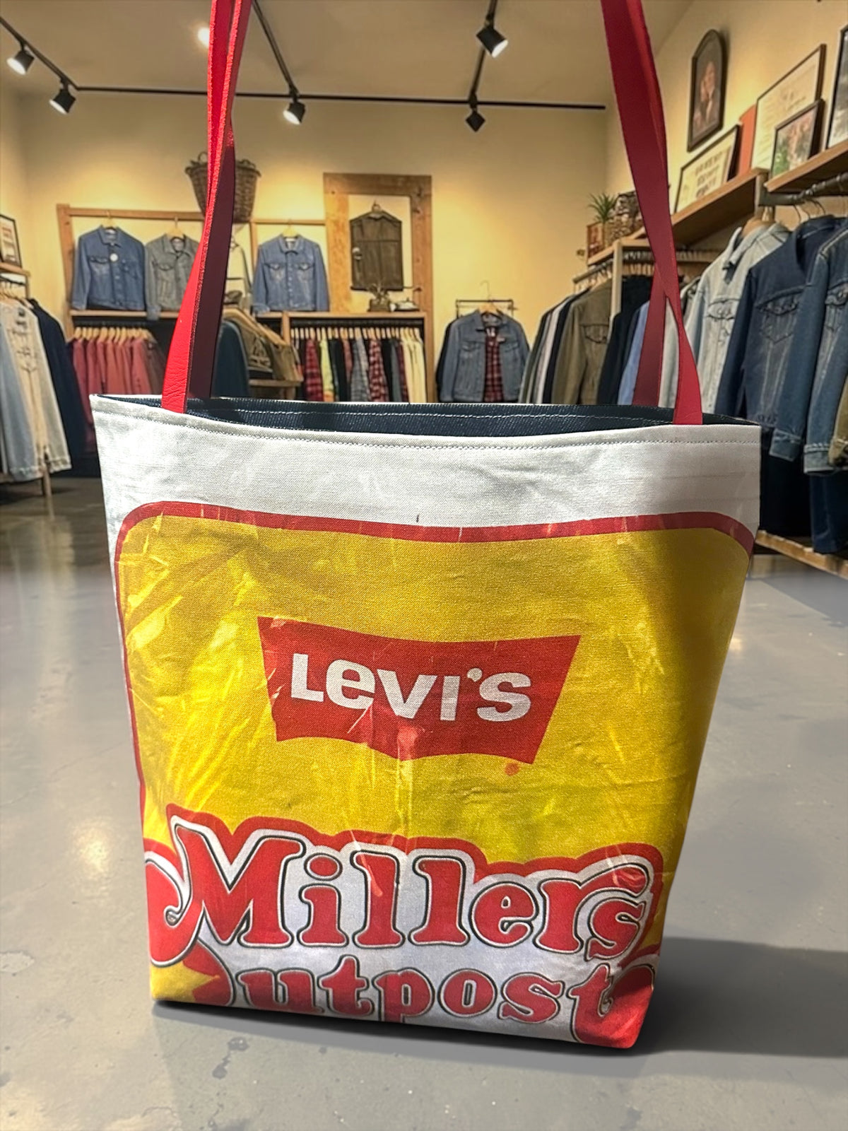Miller’s Outpost Nostalgia Tote