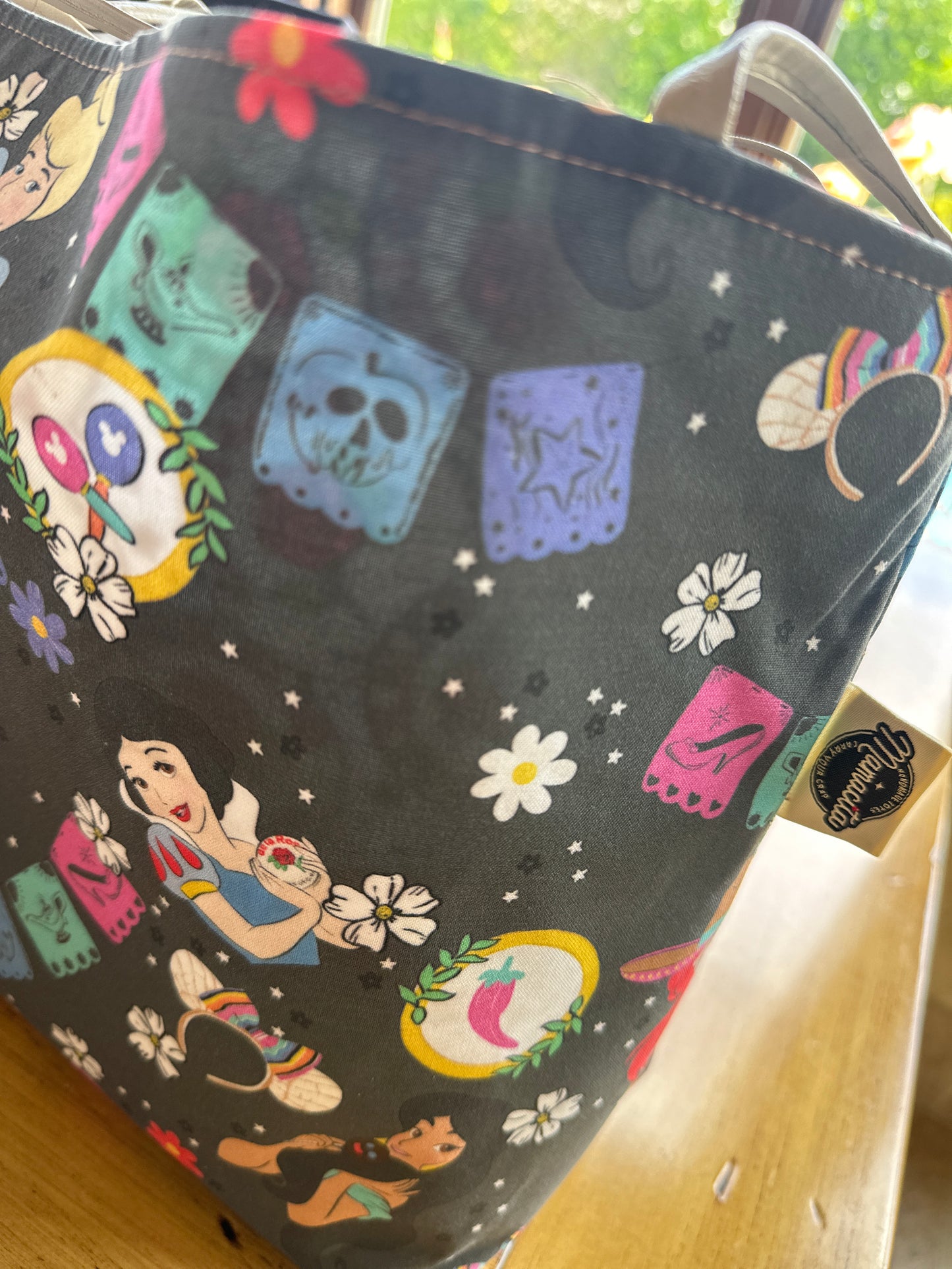Princess y Cultura Tote